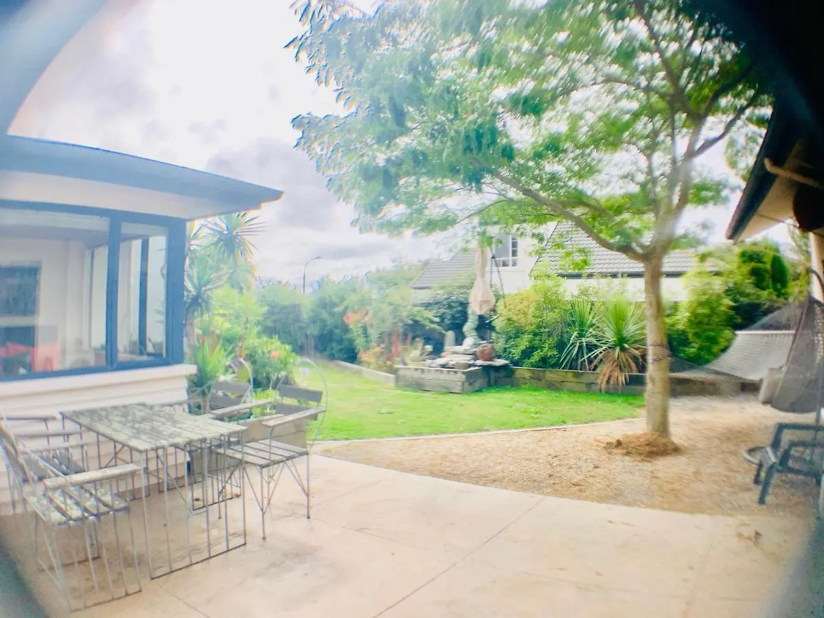 Holiday home The Oasis By The Sea & Forest Christchurch